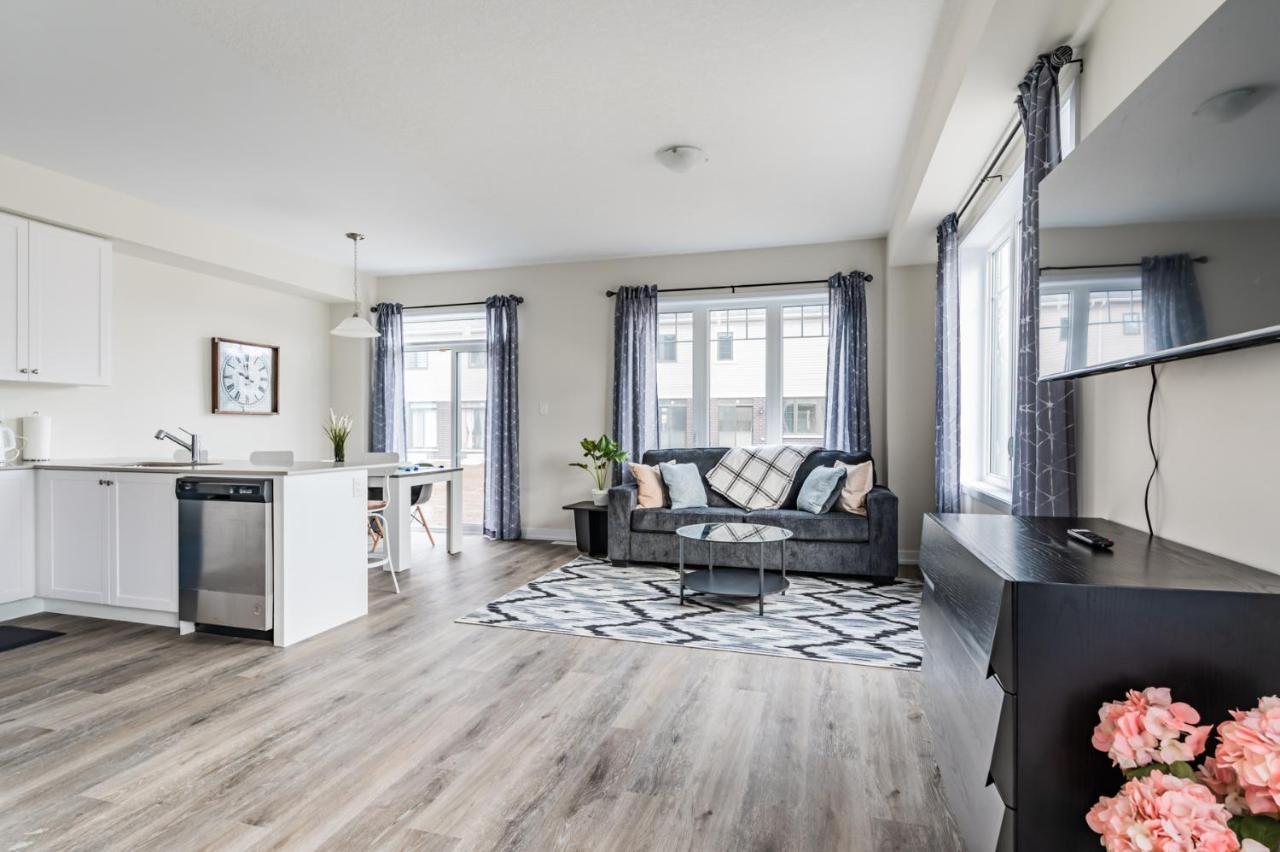 Luxury Townhouse Close To Fairview Casino In Niagara Falls Villa Eksteriør bilde